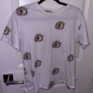 Abstract 3D flowers red blue green short sleeve tee shirt